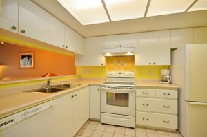 The Mackenzie 505 1190 Kitchen