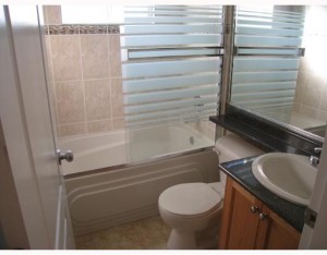 2048 E 1st Bathroom Vancouver